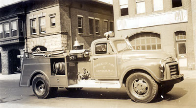 camdenpostcards/camdenpostcard79-firedept-2.jpg