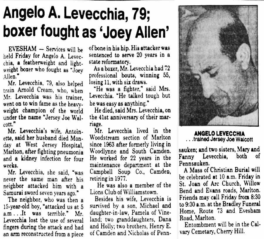 Angelo A. Levecchia, 79; Boxer fought as 'Joey Allen'